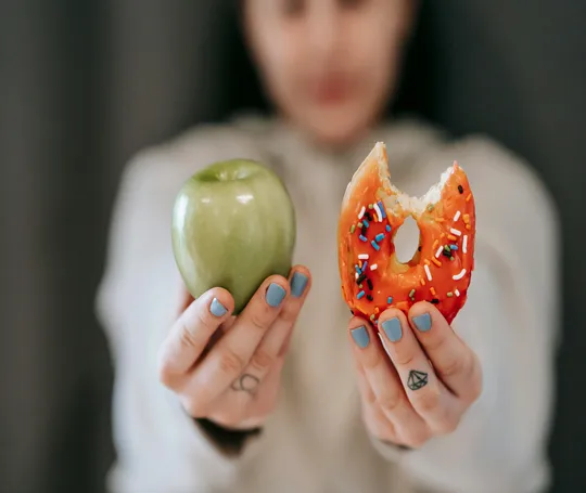 Online: nutrición emocional aplicada a la dietética clínica